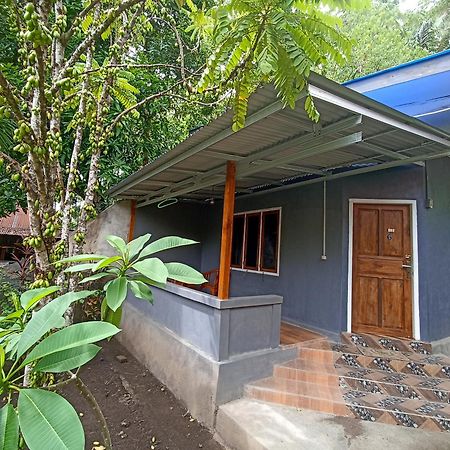 Tangkoko Ranger Homestay Bitung Esterno foto