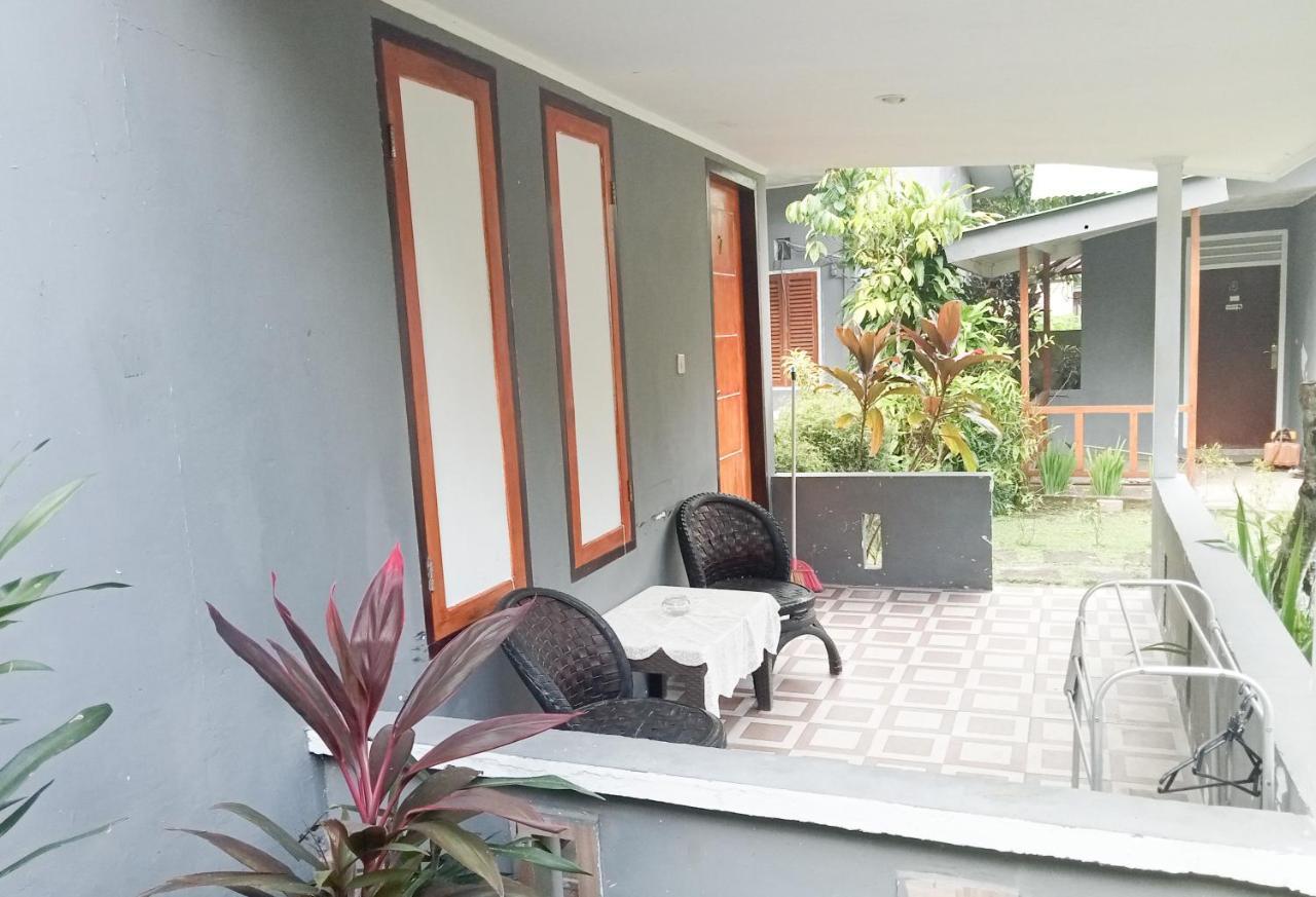 Tangkoko Ranger Homestay Bitung Esterno foto