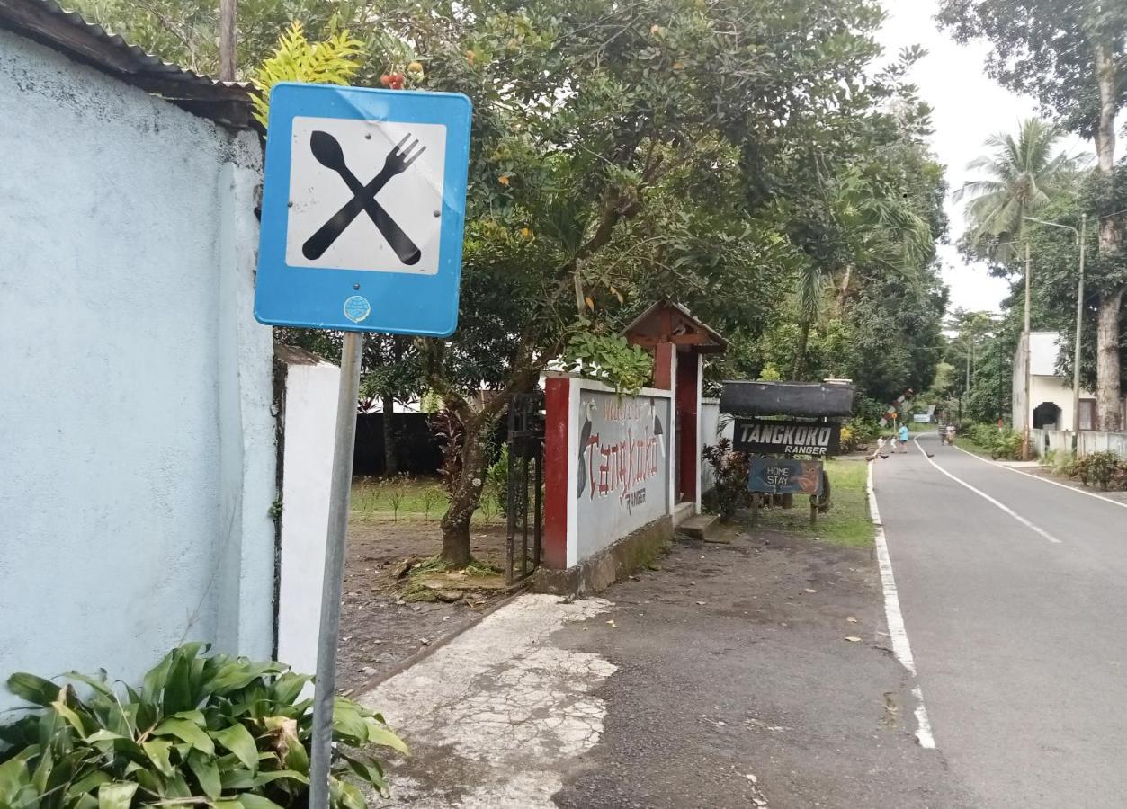 Tangkoko Ranger Homestay Bitung Esterno foto