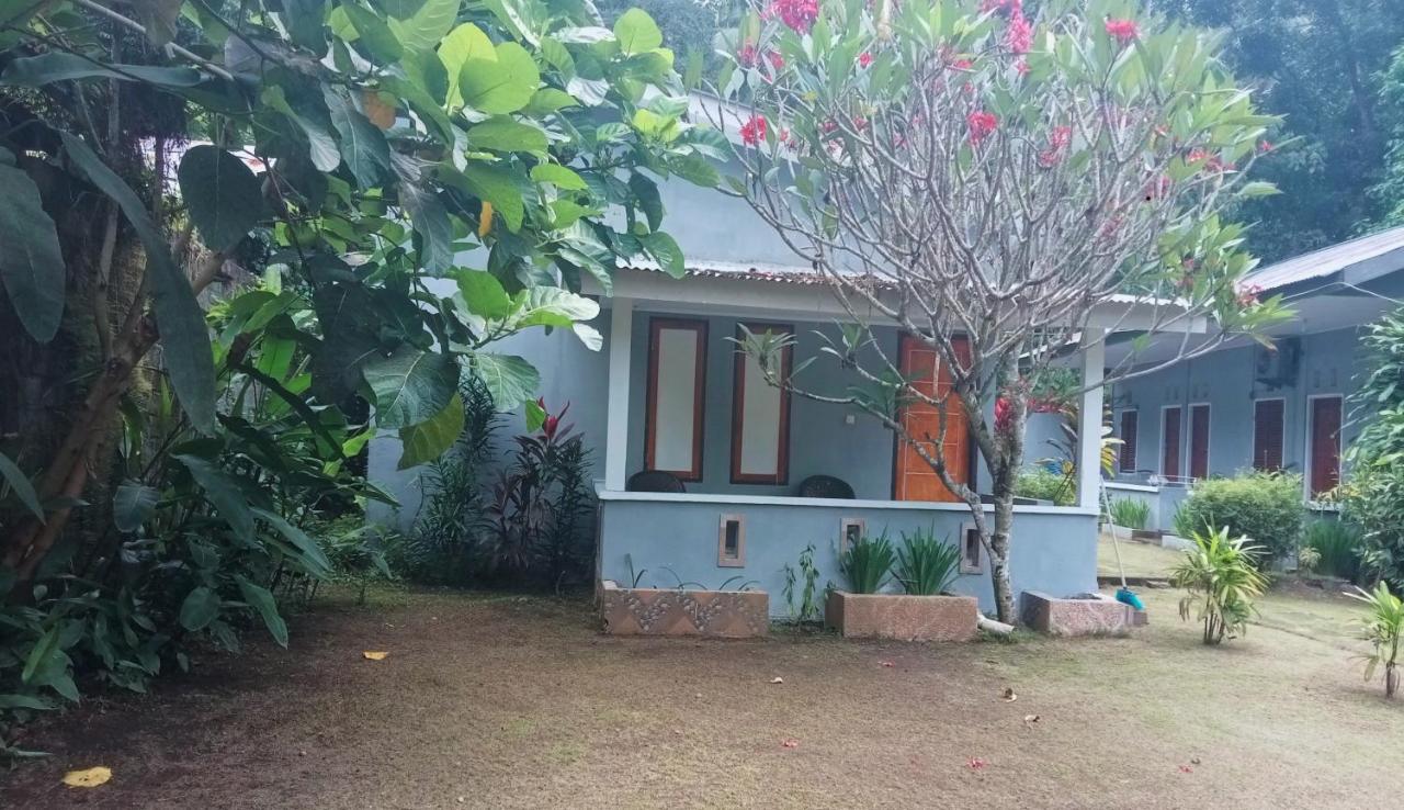 Tangkoko Ranger Homestay Bitung Esterno foto
