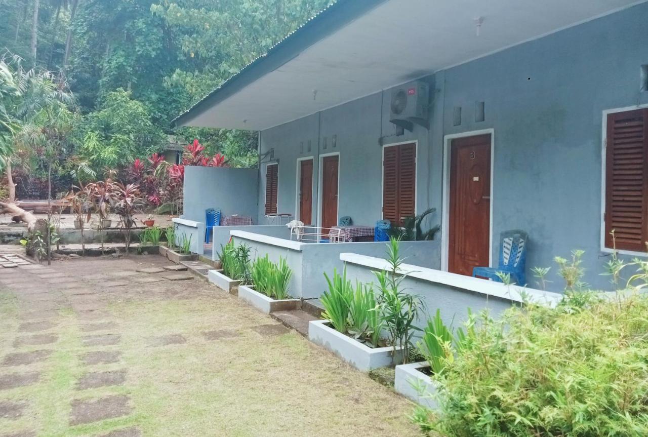 Tangkoko Ranger Homestay Bitung Esterno foto