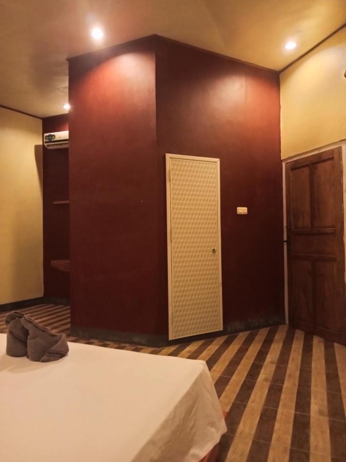 Tangkoko Ranger Homestay Bitung Esterno foto