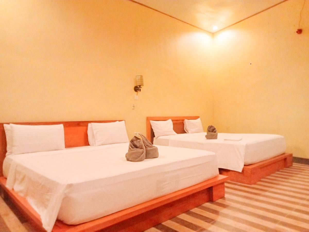 Tangkoko Ranger Homestay Bitung Esterno foto