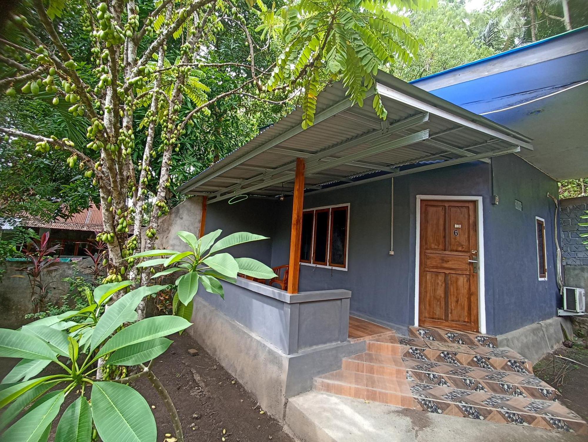 Tangkoko Ranger Homestay Bitung Esterno foto